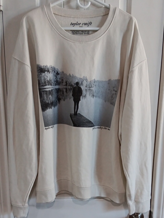 Taylor Swift Tops - Official Taylor Swift Evermore Cowboy Like Me Crewneck Sweatshirt 2XL XXL Rare